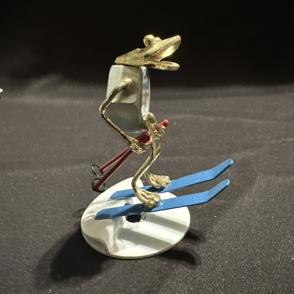 Vtg 2000 Arthur Ward Skier Frog Sculpture Nuts Bolts Winter Sport Reproduction - Picture 3 of 8